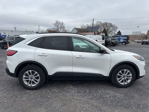 Certified 2022 Ford Escape SE w/ Convenience Package AWD/4WD image 5