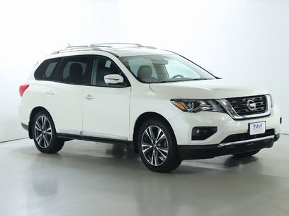 Used 2017 Nissan Pathfinder Platinum