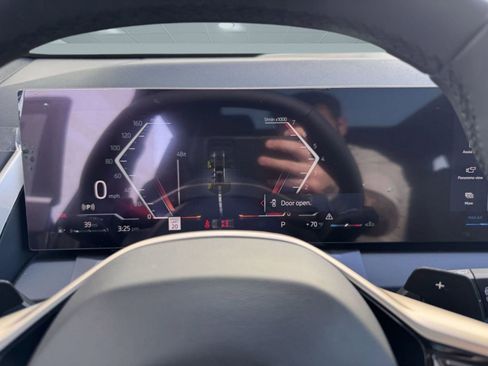 Used 2025 BMW X3 xDrive30i w/ Convenience Package image 19