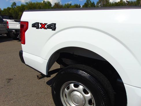 Used 2017 Ford F150 XL w/ Equipment Group 101A Mid AWD/4WD image 37