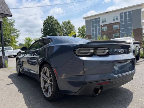 Used 2019 Chevrolet Camaro LT RWD image 5