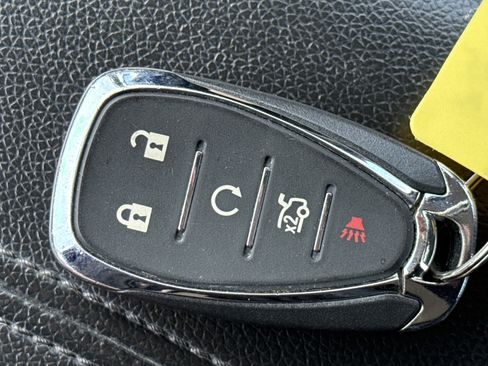 Used 2024 Chevrolet Malibu LT image 28