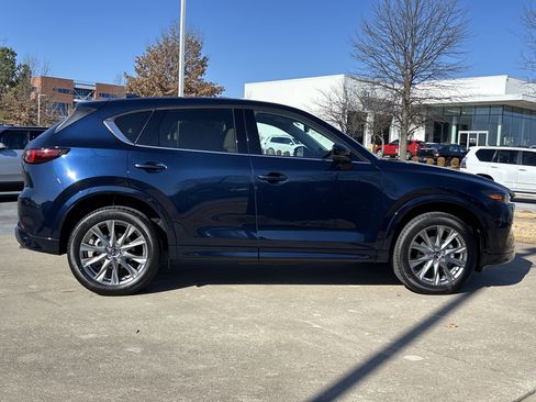 New 2025 MAZDA CX-5 AWD 2.5 S w/ Premium Plus Pkg image 2