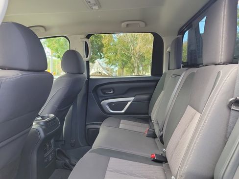 Used 2024 Nissan Titan SV w/ SV Convenience Package image 15