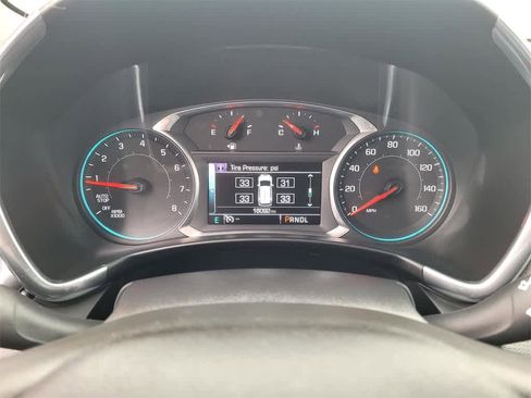 Used 2018 Chevrolet Equinox Premier image 23