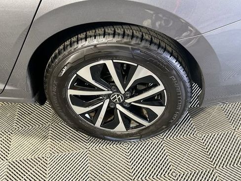 Used 2025 Volkswagen Jetta S FWD image 29