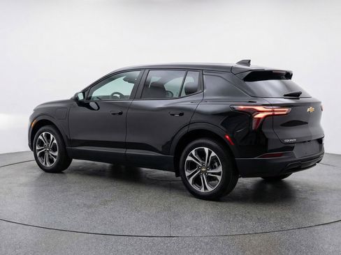 Used 2025 Chevrolet Equinox LT image 6