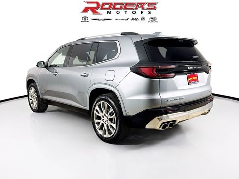 Used 2025 GMC Acadia Denali image 6