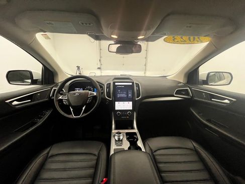 Used 2023 Ford Edge SEL w/ Convenience Package AWD/4WD image 4