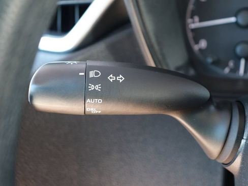 Used 2024 Toyota Corolla LE FWD image 20