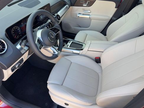New 2026 Mercedes-Benz GLB 250 image 4