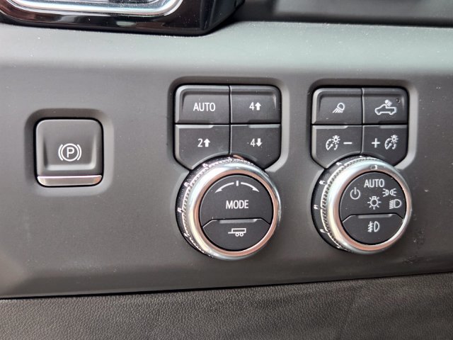 Used 2024 GMC Sierra 2500 Denali Ultimate AWD/4WD image 19