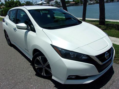 Used 2018 Nissan Leaf SV FWD image 40