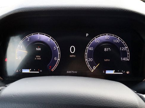 Used 2023 Jeep Grand Cherokee Altitude image 30