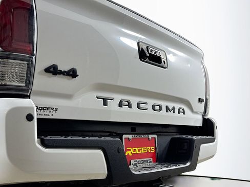 Certified 2023 Toyota Tacoma Limited w/ Black Out Package (TMS) image 28
