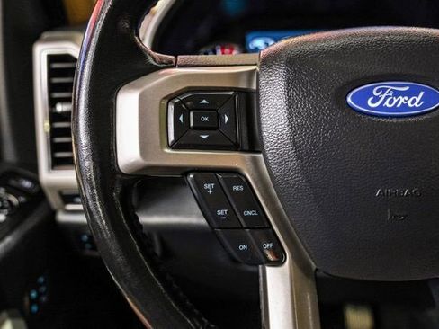 Used 2022 Ford F250 Lariat w/ Lariat Value Package image 15