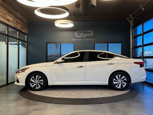 Used 2020 Nissan Altima 2.5 S image 6