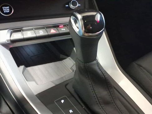 Certified 2025 Audi Q3 2.0T Premium w/ Convenience Package image 13