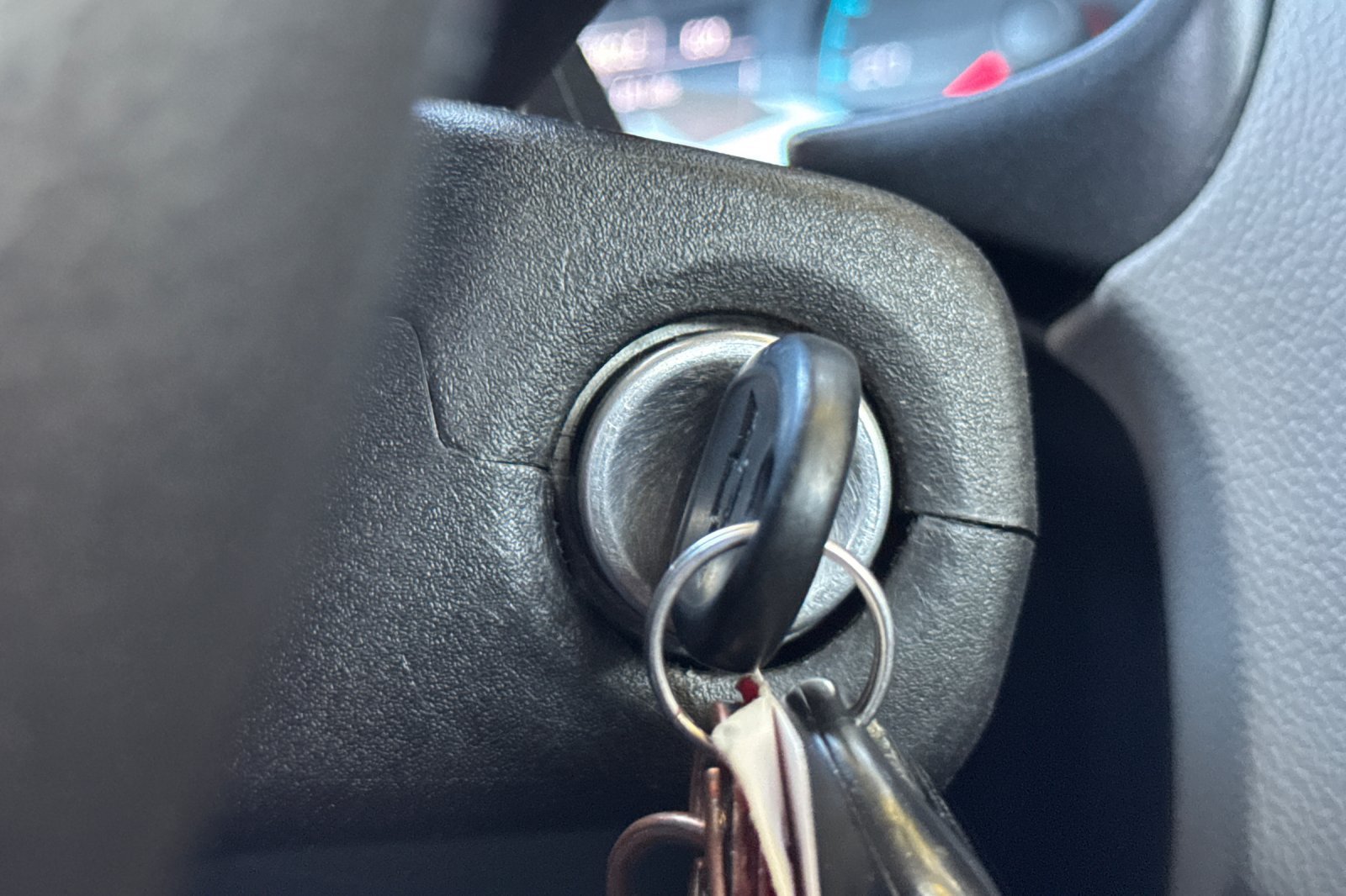 Used 2019 Chevrolet Colorado W/T RWD image 24