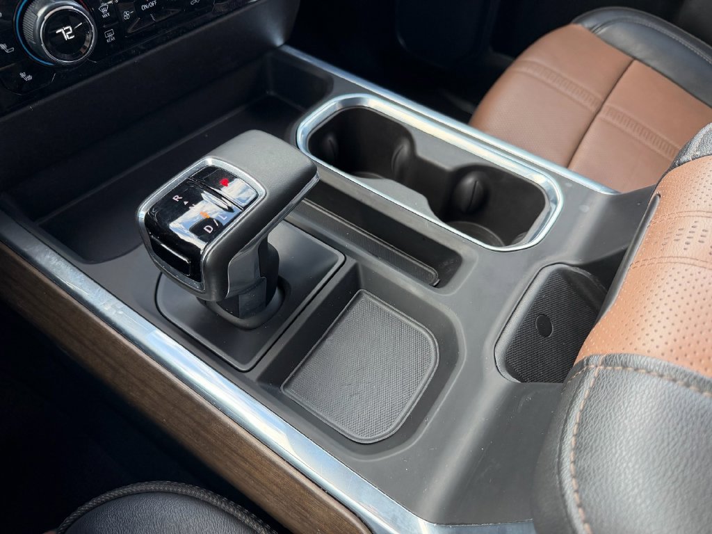 Used 2025 Chevrolet Silverado 1500 High Country RWD image 25