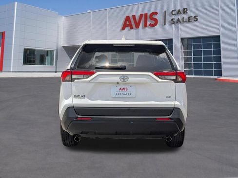 Used 2025 Toyota RAV4 LE FWD image 5