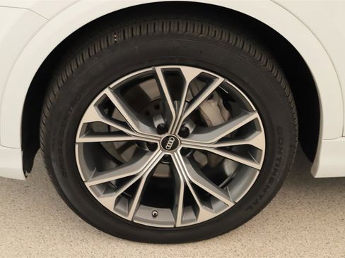 Certified 2023 Audi Q8 Prestige w/ Prestige Package image 33