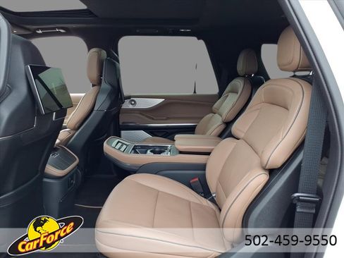 Certified 2025 Lincoln Navigator L Black Label image 5