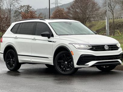 Used 2022 Volkswagen Tiguan SE R-Line