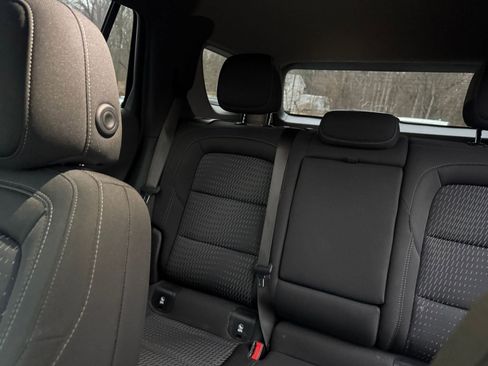 Used 2025 Chevrolet Equinox LT image 33