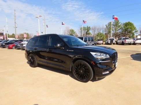 Certified 2023 Lincoln Aviator Reserve w/ Equipment Group 201A image 6