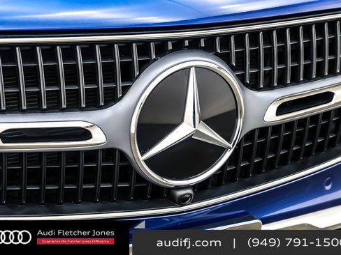 Used 2025 Mercedes-Benz GLC 300 w/ Winter Package image 13