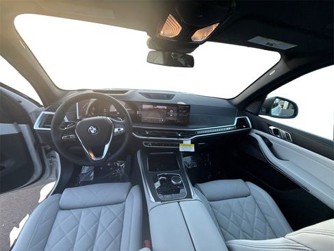 New 2026 BMW X5 sDrive40i image 19