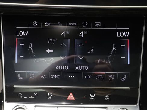 Used 2025 Audi Q7 3.0T Prestige AWD/4WD image 13
