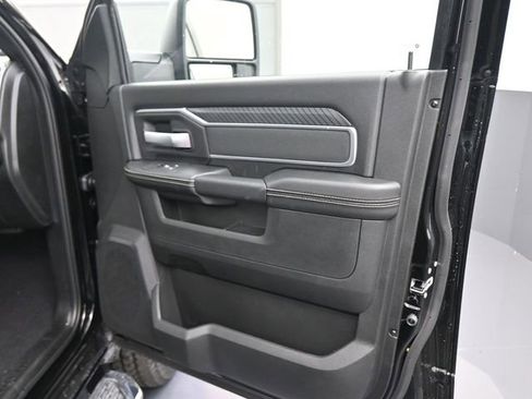 New 2025 RAM 2500 Big Horn AWD/4WD image 22
