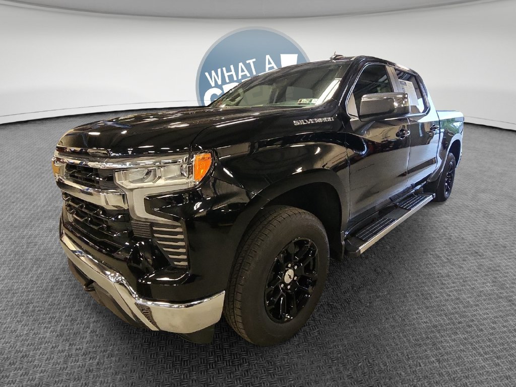 Used 2024 Chevrolet Silverado 1500 LT AWD/4WD image 9
