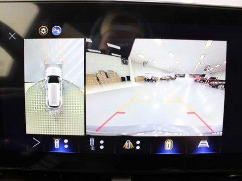 New 2026 Chevrolet Equinox LT FWD image 5