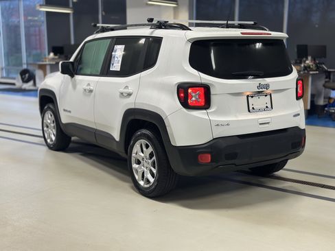 Used 2018 Jeep Renegade Latitude image 7