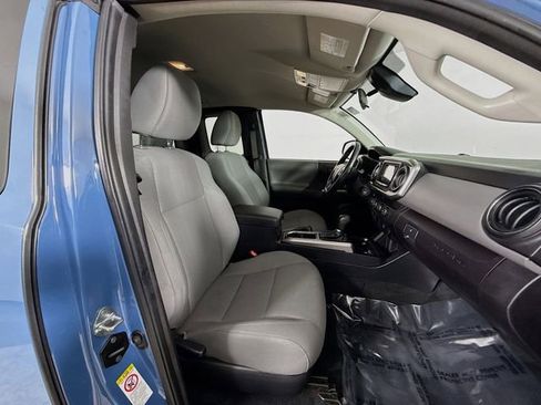 Used 2019 Toyota Tacoma SR5 image 25