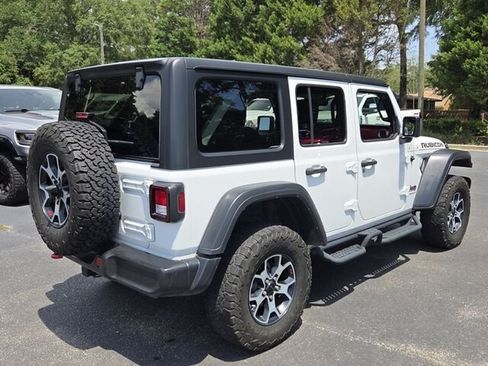 Used 2023 Jeep Wrangler Unlimited Rubicon w/ Cold Weather Group AWD/4WD image 14