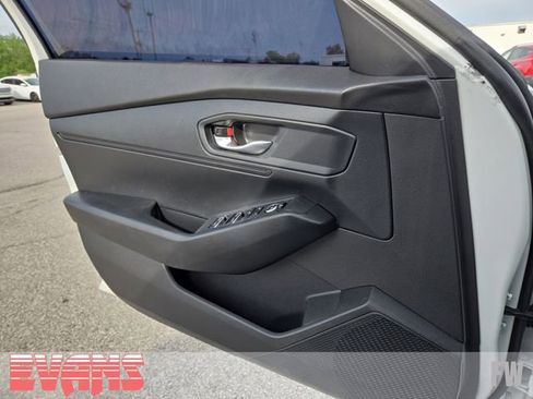 Used 2023 Honda Accord LX image 16