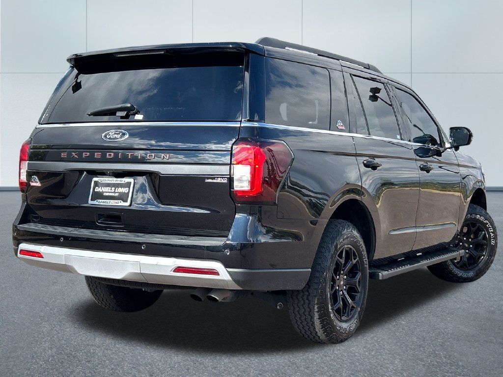 Used 2024 Ford Expedition Timberline AWD/4WD image 2