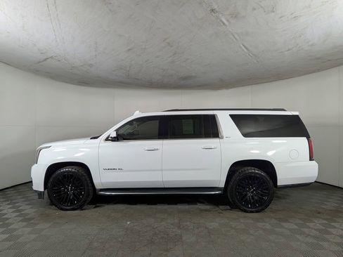 Used 2019 GMC Yukon XL SLT w/ Open Road Package image 3