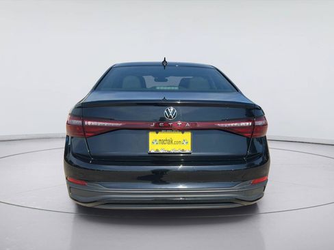 Used 2025 Volkswagen Jetta Sport FWD image 5