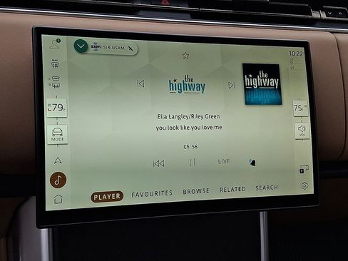 New 2026 Land Rover Range Rover SE image 14