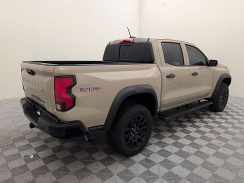 Used 2023 Chevrolet Colorado Trail Boss w/ Technology Package image 3