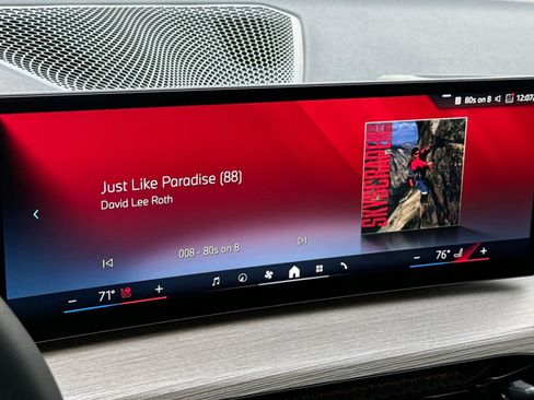 Used 2025 BMW 330i xDrive 330i xDrive image 18