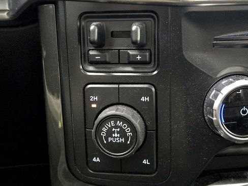 Certified 2022 Ford F150 Lariat w/ Equipment Group 502A High AWD/4WD image 28