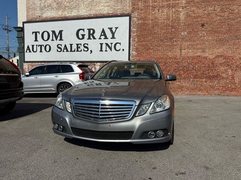 Used 2011 Mercedes-Benz E 350 4MATIC Wagon image 1