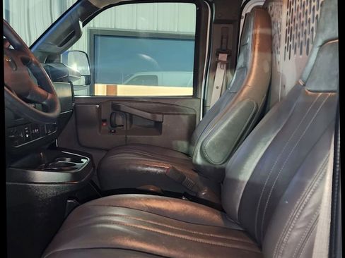 Used 2024 Chevrolet Express 2500 w/ Driver Convenience Package RWD image 17