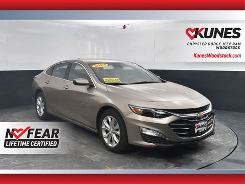 Used 2024 Chevrolet Malibu LT image 1